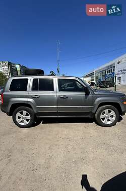 Позашляховик / Кросовер Jeep Patriot 2012 в 