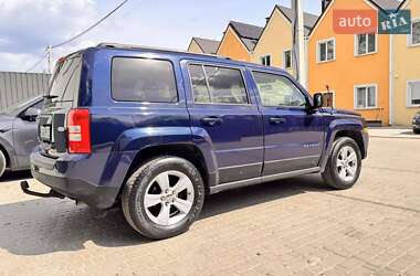 Внедорожник / Кроссовер Jeep Patriot 2014 в 