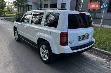 Позашляховик / Кросовер Jeep Patriot 2014 в 