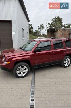 Позашляховик / Кросовер Jeep Patriot 2015 в 