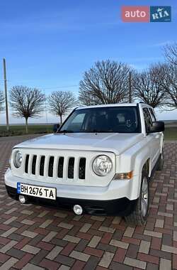 Внедорожник / Кроссовер Jeep Patriot 2016 в 