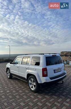 Внедорожник / Кроссовер Jeep Patriot 2016 в 