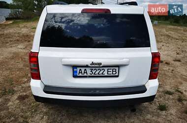 Позашляховик / Кросовер Jeep Patriot 2015 в 