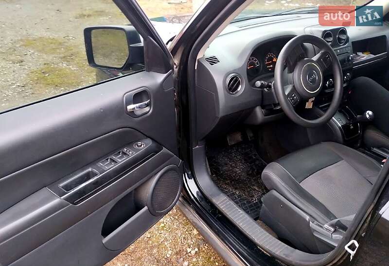 Позашляховик / Кросовер Jeep Patriot 2013 в Лебедині