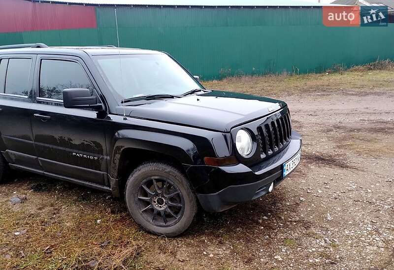 Позашляховик / Кросовер Jeep Patriot 2013 в Лебедині