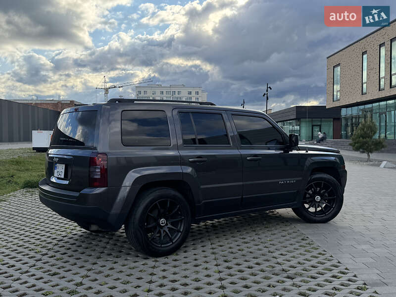 Позашляховик / Кросовер Jeep Patriot 2014 в Хмельницькому