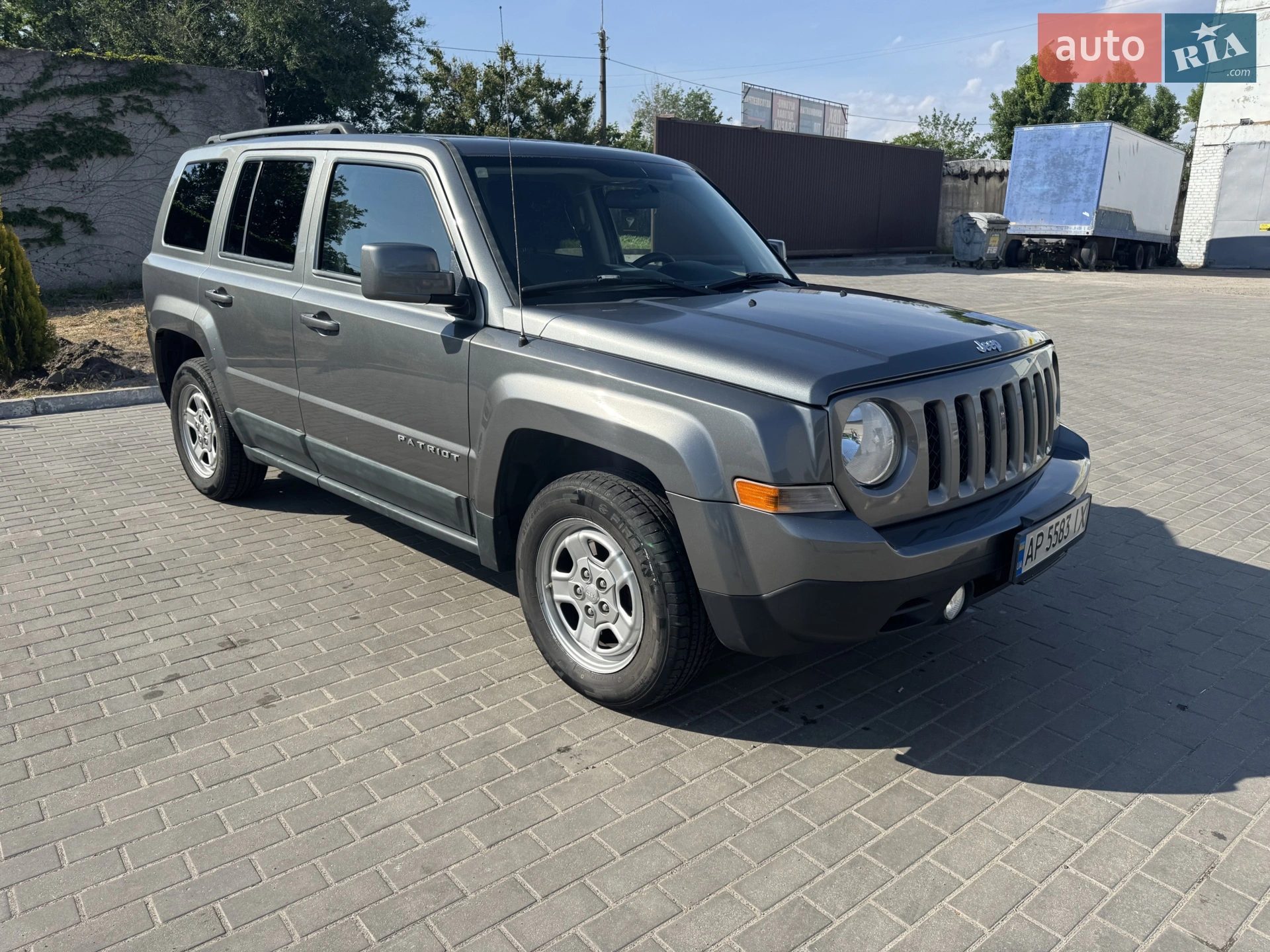 2011 Jeep Liberty (Patriot) - мініатюра 3