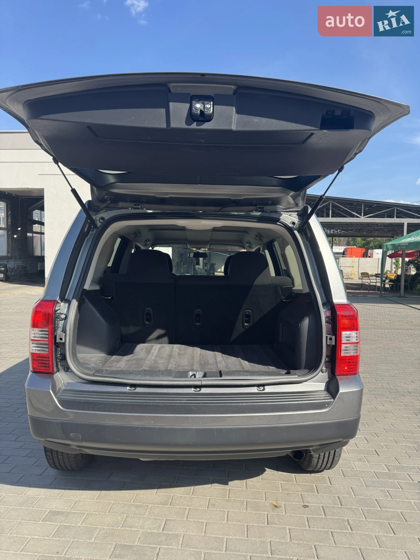 2011 Jeep Liberty (Patriot) - мініатюра 7