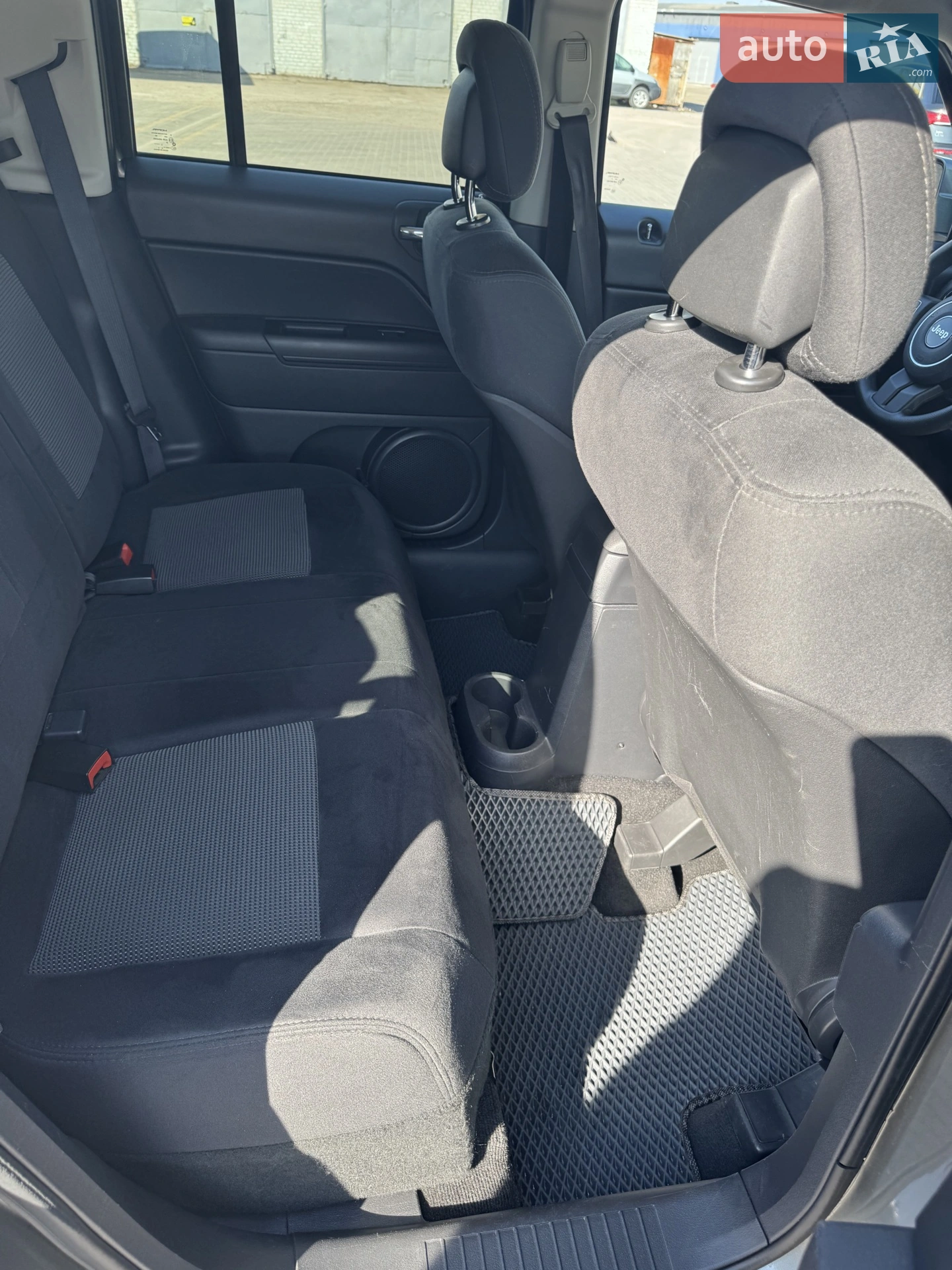 2011 Jeep Liberty (Patriot) - мініатюра 8