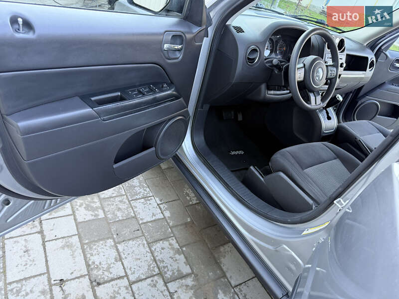 Позашляховик / Кросовер Jeep Patriot 2016 в Делятині