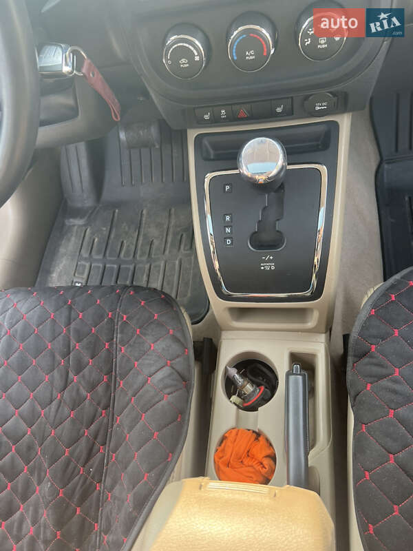 Позашляховик / Кросовер Jeep Patriot 2016 в Заводське