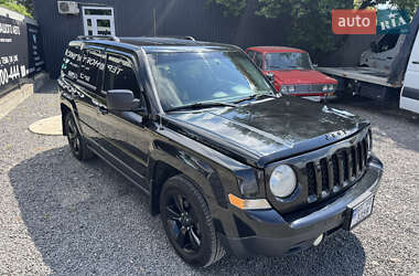 Внедорожник / Кроссовер Jeep Patriot 2013 в 