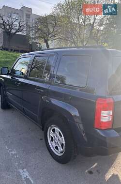 Позашляховик / Кросовер Jeep Patriot 2012 в Житомирі