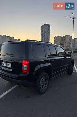 Внедорожник / Кроссовер Jeep Patriot 2015 в 