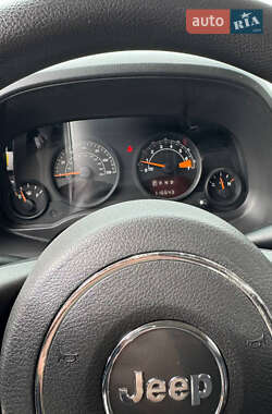 Внедорожник / Кроссовер Jeep Patriot 2015 в 