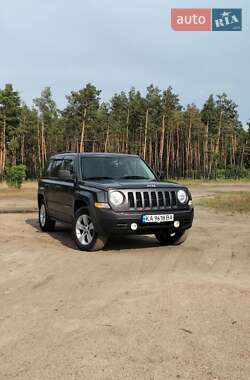 Внедорожник / Кроссовер Jeep Patriot 2015 в Киеве