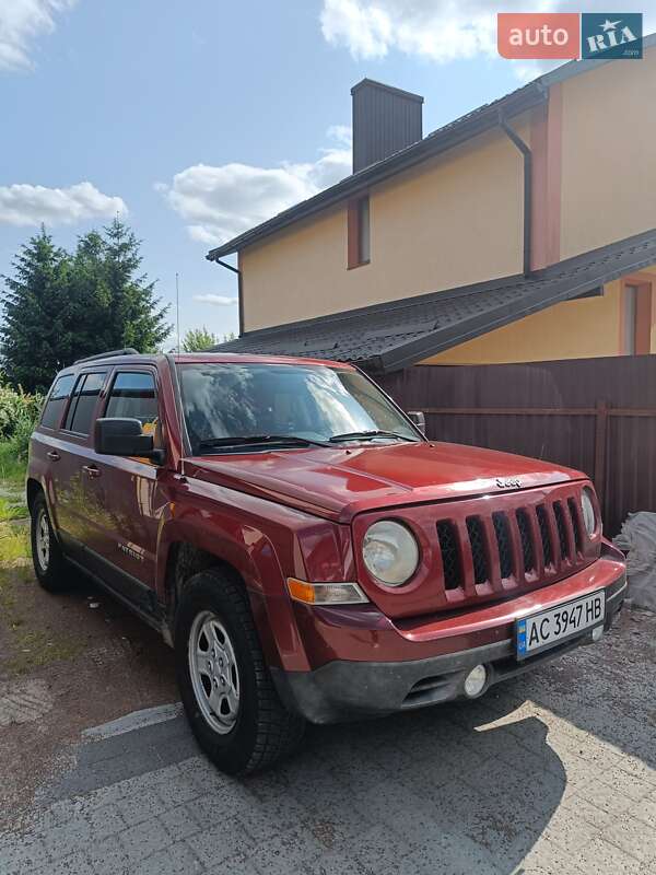 Внедорожник / Кроссовер Jeep Patriot 2016 в Стрые