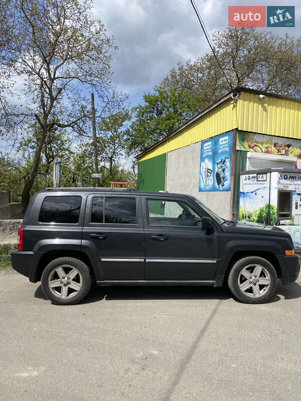 Внедорожник / Кроссовер Jeep Patriot 2010 в Виннице