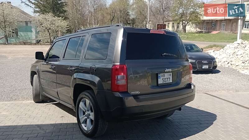 Внедорожник / Кроссовер Jeep Patriot 2014 в Виннице
