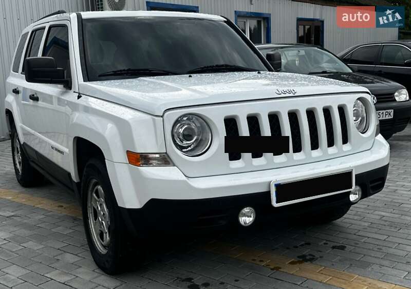 Внедорожник / Кроссовер Jeep Patriot 2013 в Казатине