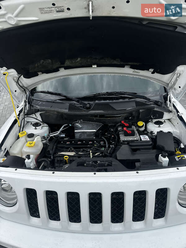 Внедорожник / Кроссовер Jeep Patriot 2013 в Казатине
