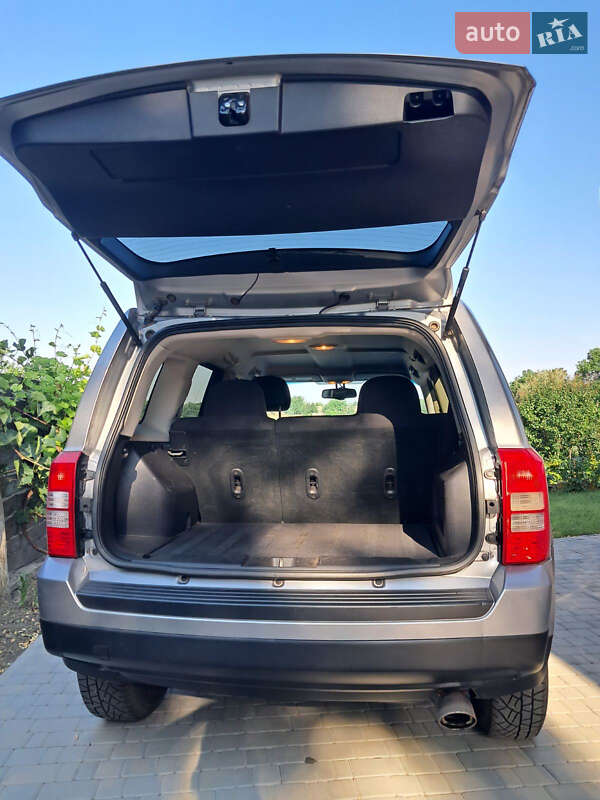 Позашляховик / Кросовер Jeep Patriot 2016 в Одесі