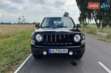 Позашляховик / Кросовер Jeep Patriot 2015 в Києві