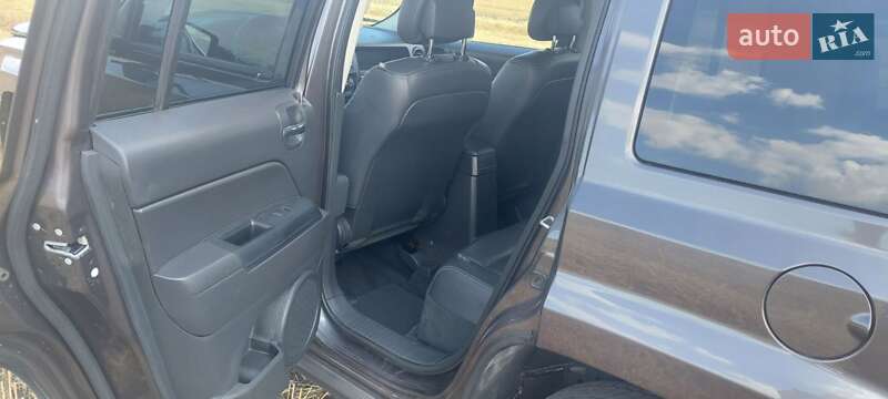 Внедорожник / Кроссовер Jeep Patriot 2016 в Виннице