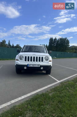 Внедорожник / Кроссовер Jeep Patriot 2013 в Ивано-Франковске