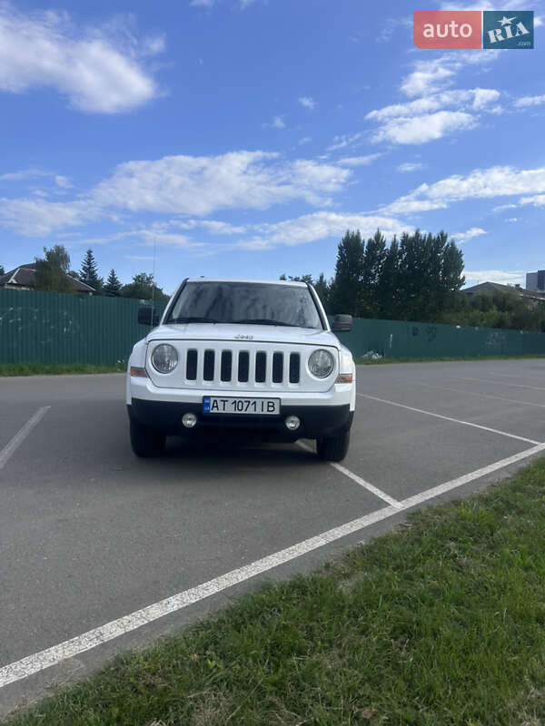 Позашляховик / Кросовер Jeep Patriot 2013 в Івано-Франківську