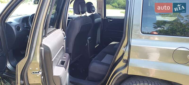 Внедорожник / Кроссовер Jeep Patriot 2015 в Днепре