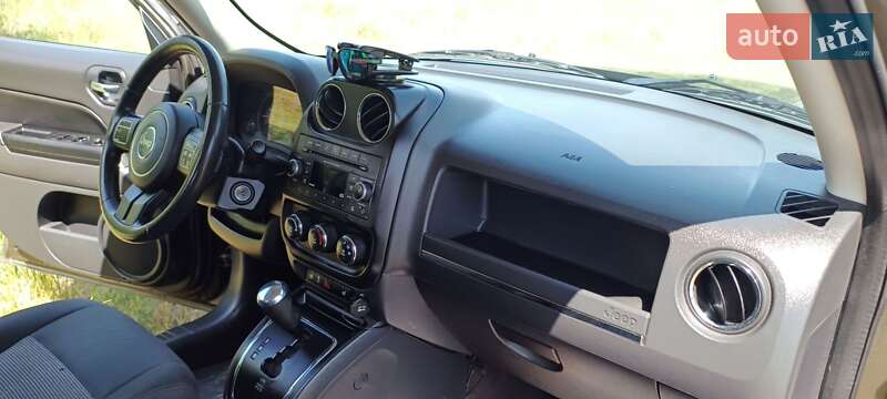 Внедорожник / Кроссовер Jeep Patriot 2015 в Днепре