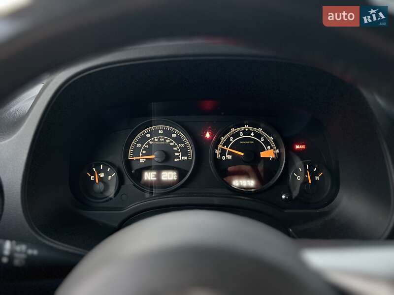 Внедорожник / Кроссовер Jeep Patriot 2014 в Киеве