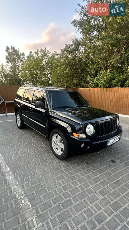 Позашляховик / Кросовер Jeep Patriot 2010 в Овідіополі