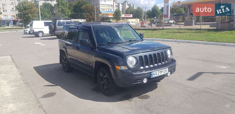 Позашляховик / Кросовер Jeep Patriot 2015 в Харкові