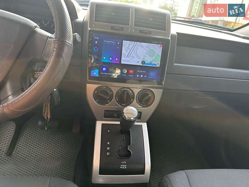 Позашляховик / Кросовер Jeep Patriot 2007 в Києві