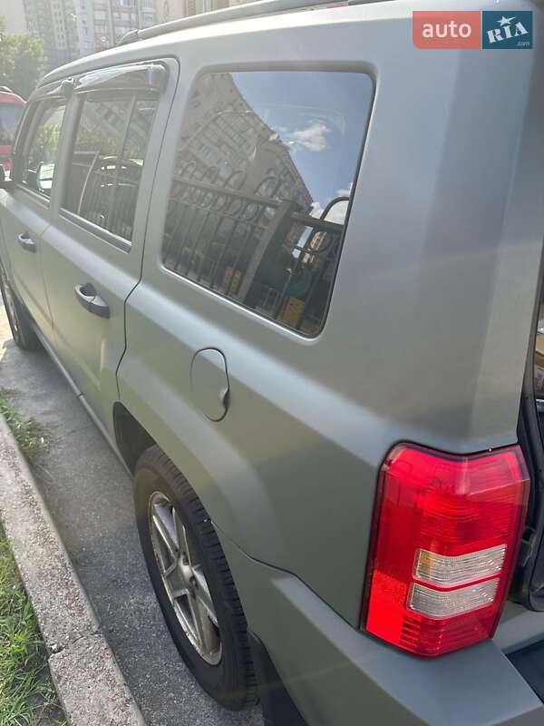 Позашляховик / Кросовер Jeep Patriot 2007 в Києві