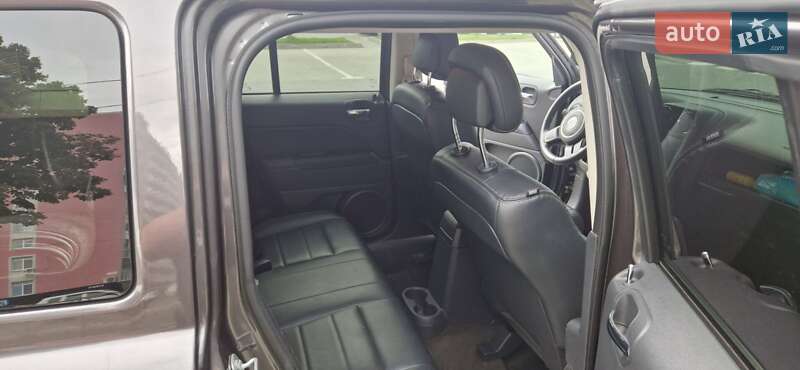 Внедорожник / Кроссовер Jeep Patriot 2016 в Хмельницком