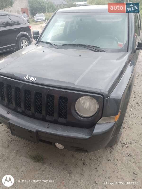 Позашляховик / Кросовер Jeep Patriot 2013 в Жовкві
