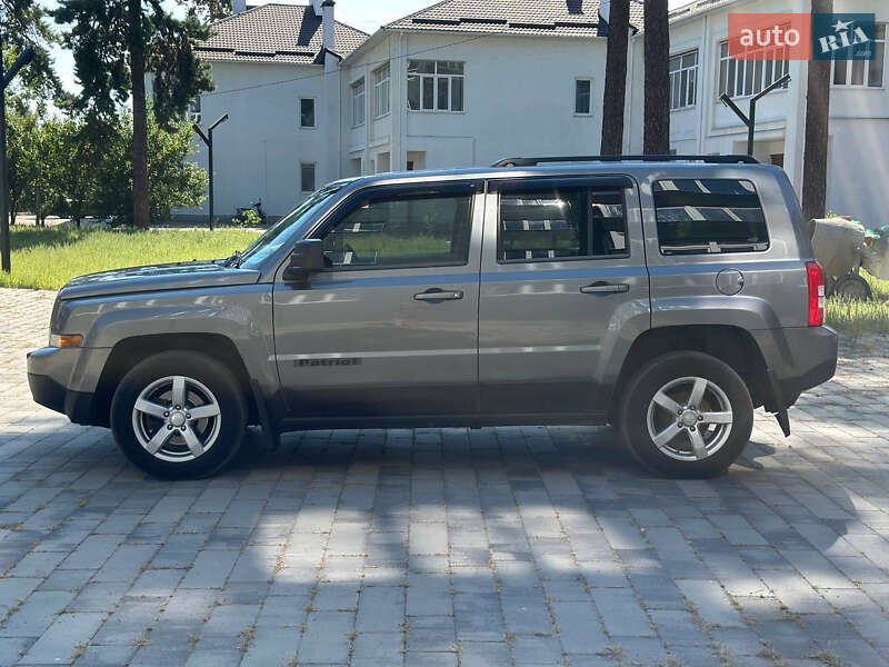 Позашляховик / Кросовер Jeep Patriot 2013 в Охтирці