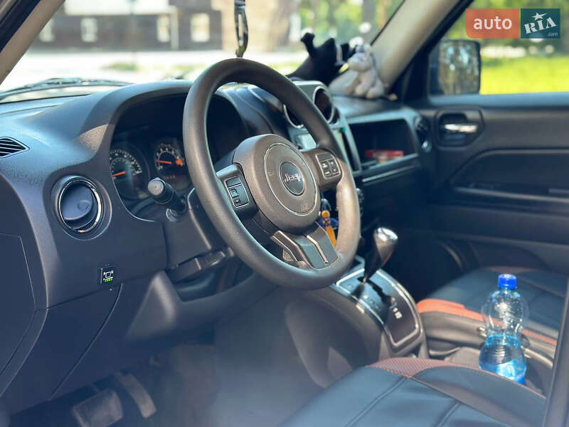Позашляховик / Кросовер Jeep Patriot 2013 в Охтирці