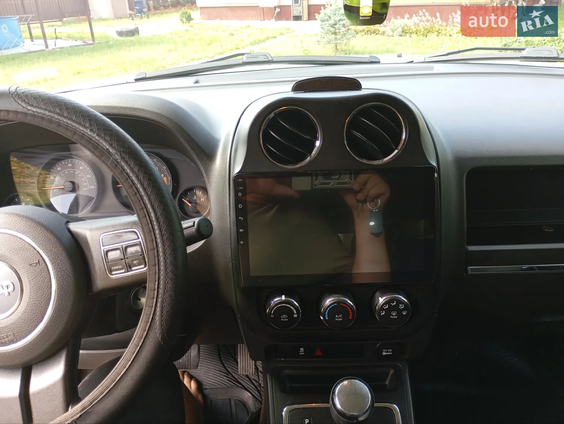 2014 Jeep Liberty (Patriot) - мініатюра 3