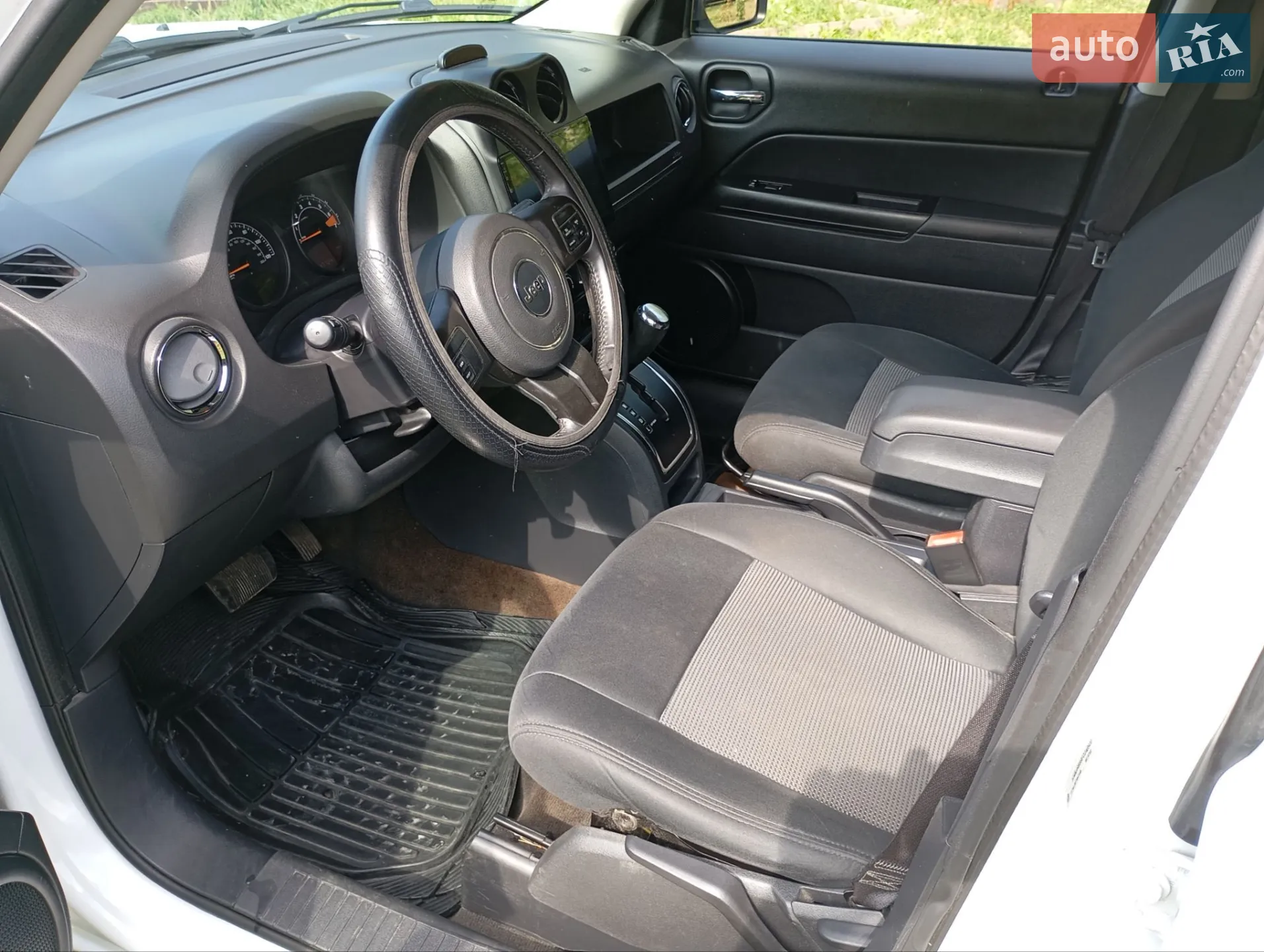 2014 Jeep Liberty (Patriot) - мініатюра 4
