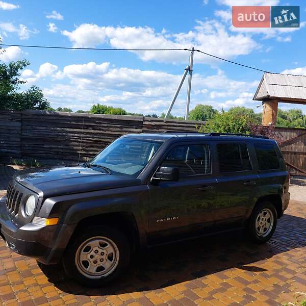 Позашляховик / Кросовер Jeep Patriot 2014 в Києві