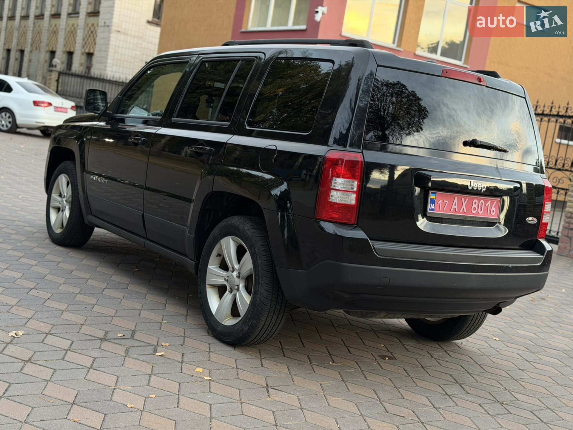 2014 Jeep Liberty (Patriot) - мініатюра 48