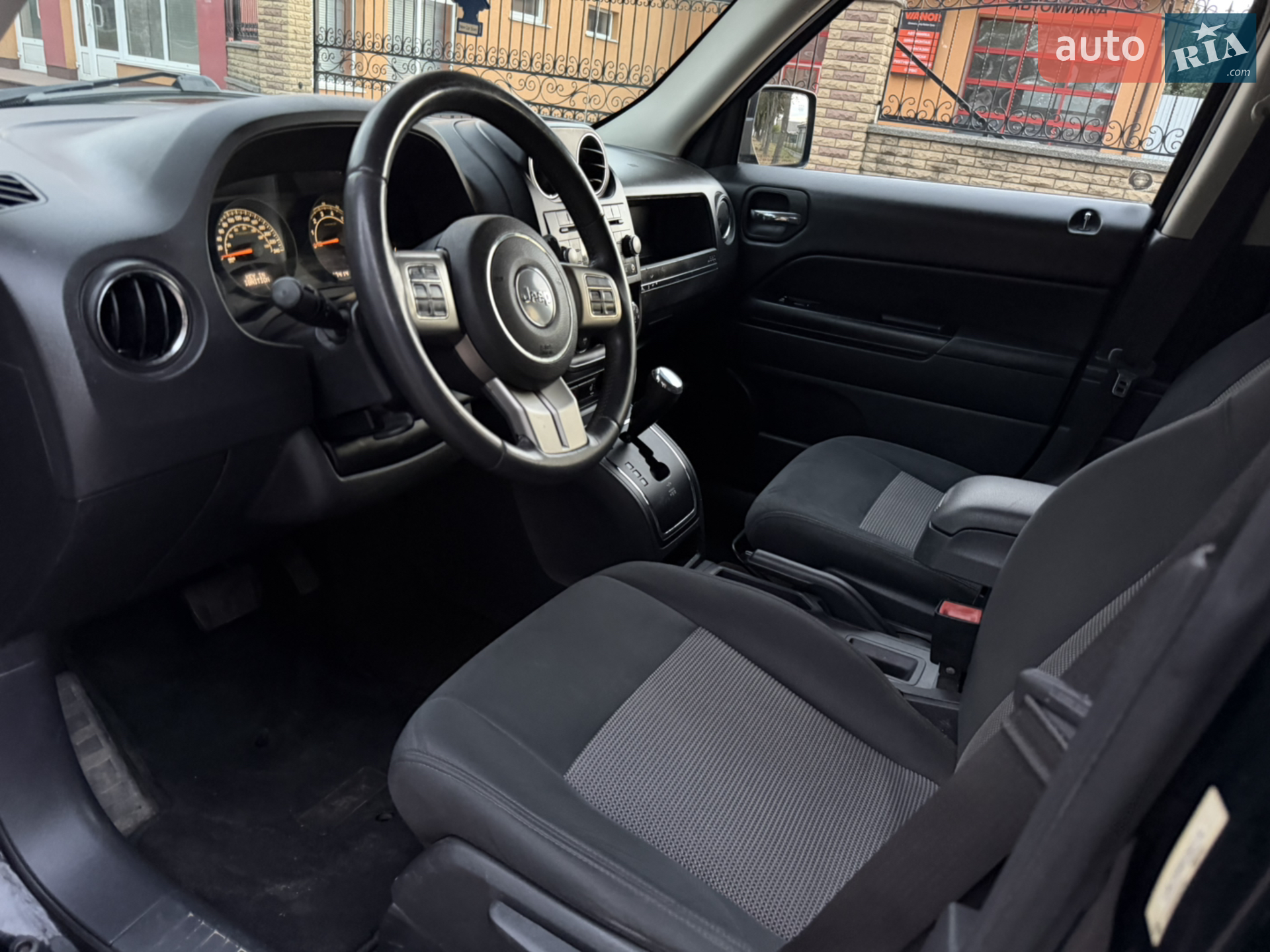 2014 Jeep Liberty (Patriot) - мініатюра 70