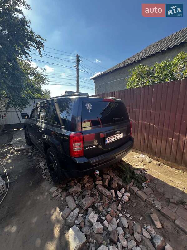 Внедорожник / Кроссовер Jeep Patriot 2013 в Днепре