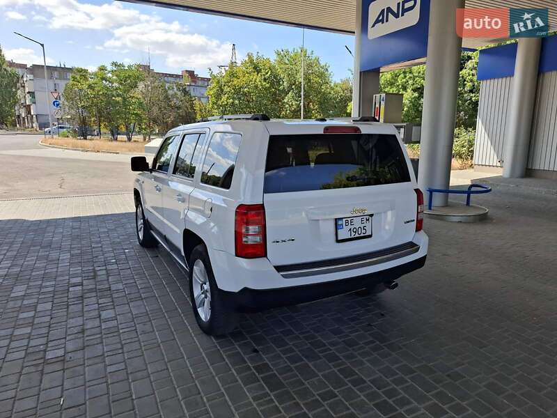 Внедорожник / Кроссовер Jeep Patriot 2011 в Николаеве