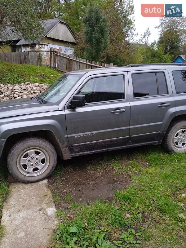 Позашляховик / Кросовер Jeep Patriot 2013 в Івано-Франківську