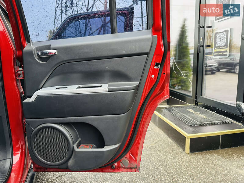 Позашляховик / Кросовер Jeep Patriot 2008 в Харкові